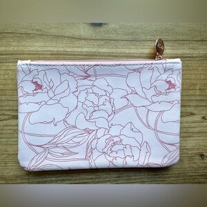 Ipsy Glam Cosmetic Bag May 2021